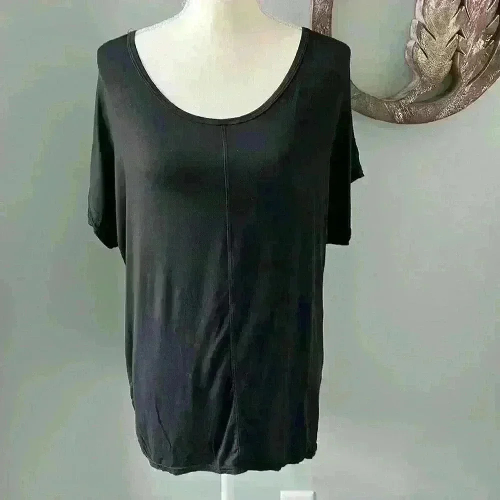 Hard Tail oversized black T-shirt size L .